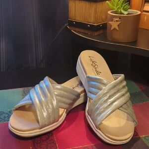 Life Stride Panama Velocity Slip On Sandals Silver Women's 8 W Shimmer NEW  NWOB